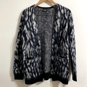 TALULA Zebra print oversized warm cardigan. Small size. W20, L27.